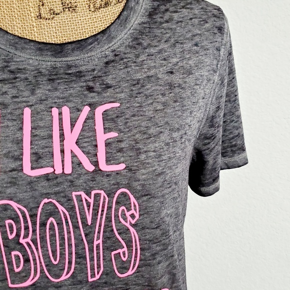 Arizona Jean Co. 'I like boys in books better' Short Sleeve Gray tee Lrg. - Picture 6 of 6